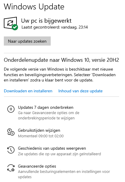 Instellingen, onderdeel Bijwerken en beveiliging, sub Windows Update, met de link Downloaden en installeren