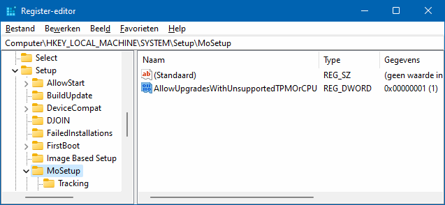 DWORD registerwaarde AllowUpgradesWithUnsupportedTPMOrCPU=1 (in HKLM\SYSTEM\Setup\MoSetup)